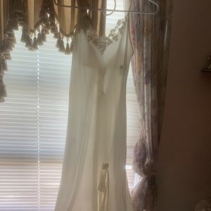 NWOT- White Wedding night gown